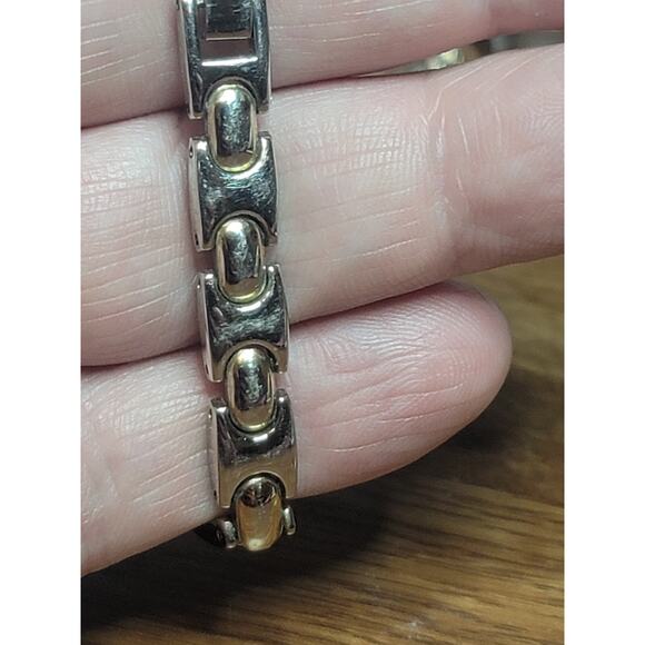 Ladies 22mm Sergio Valente TR/IBEH Bracelet Watch Two Tone Runs New Battery main image 12